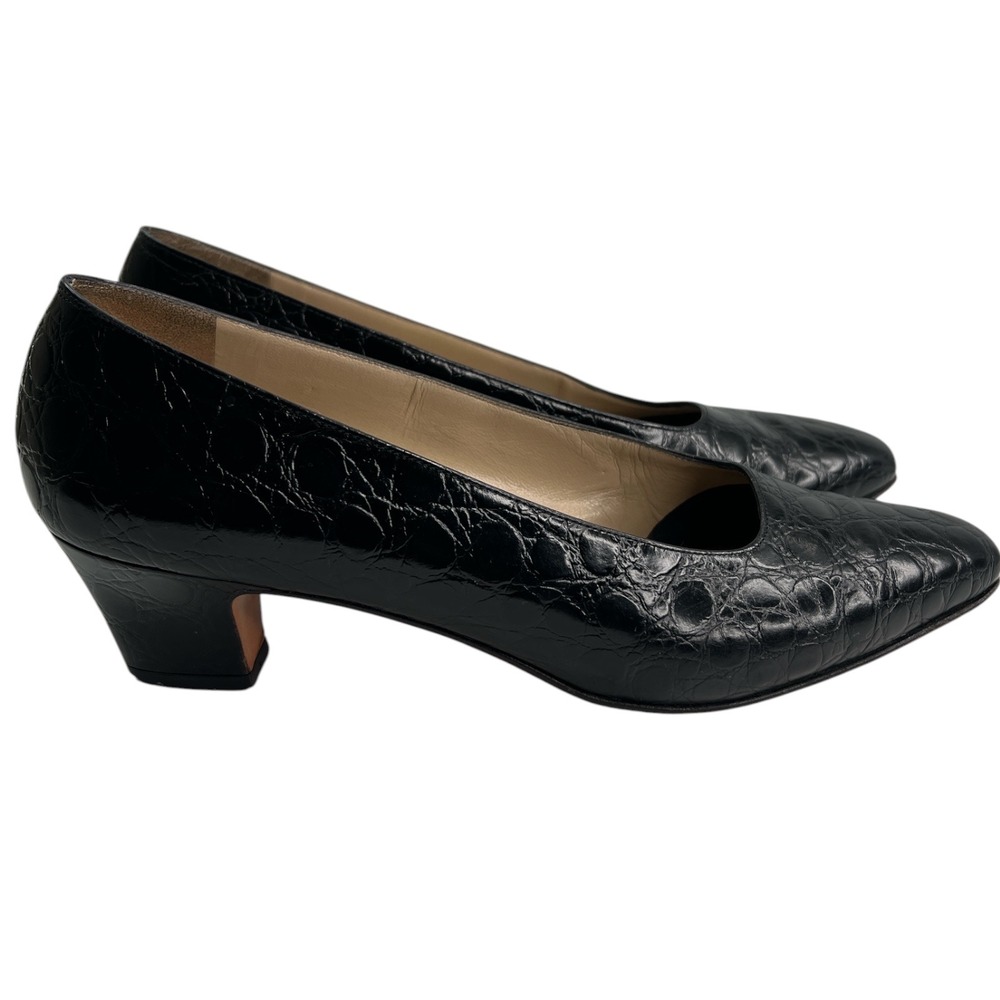 Salvatore Ferragamo Womens Black Croc Embossed Leather Low Heel Pumps Size 9 B
